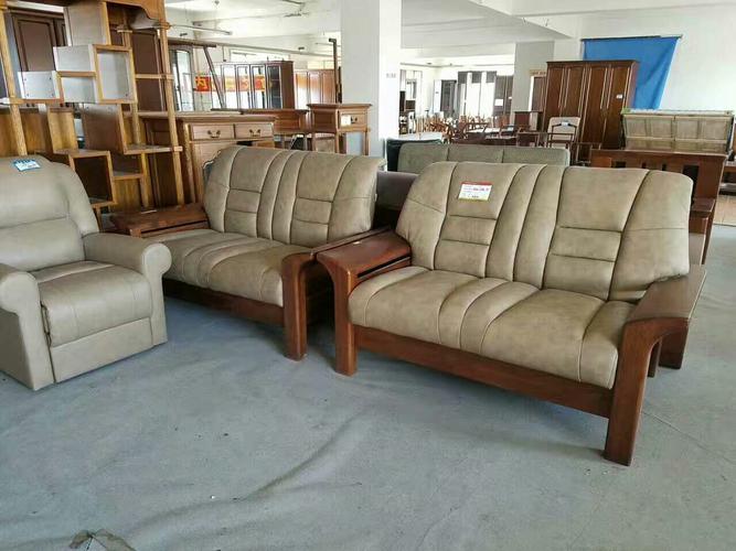 華鶴家具廠家清倉直供，品質(zhì)家居不見不散